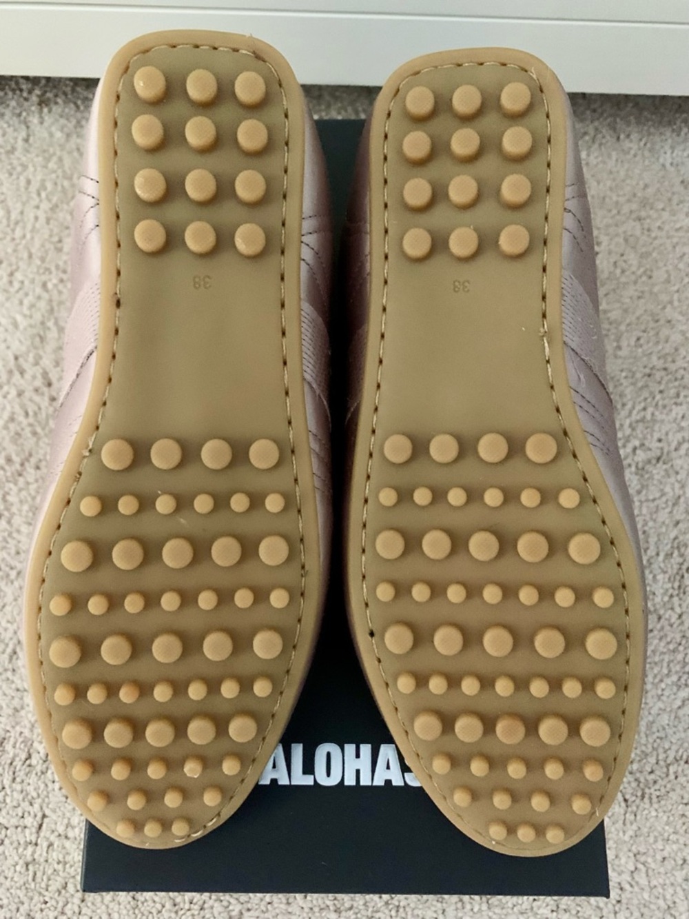 ALOHAS Women’s Sneakers - Picture 4 of 10